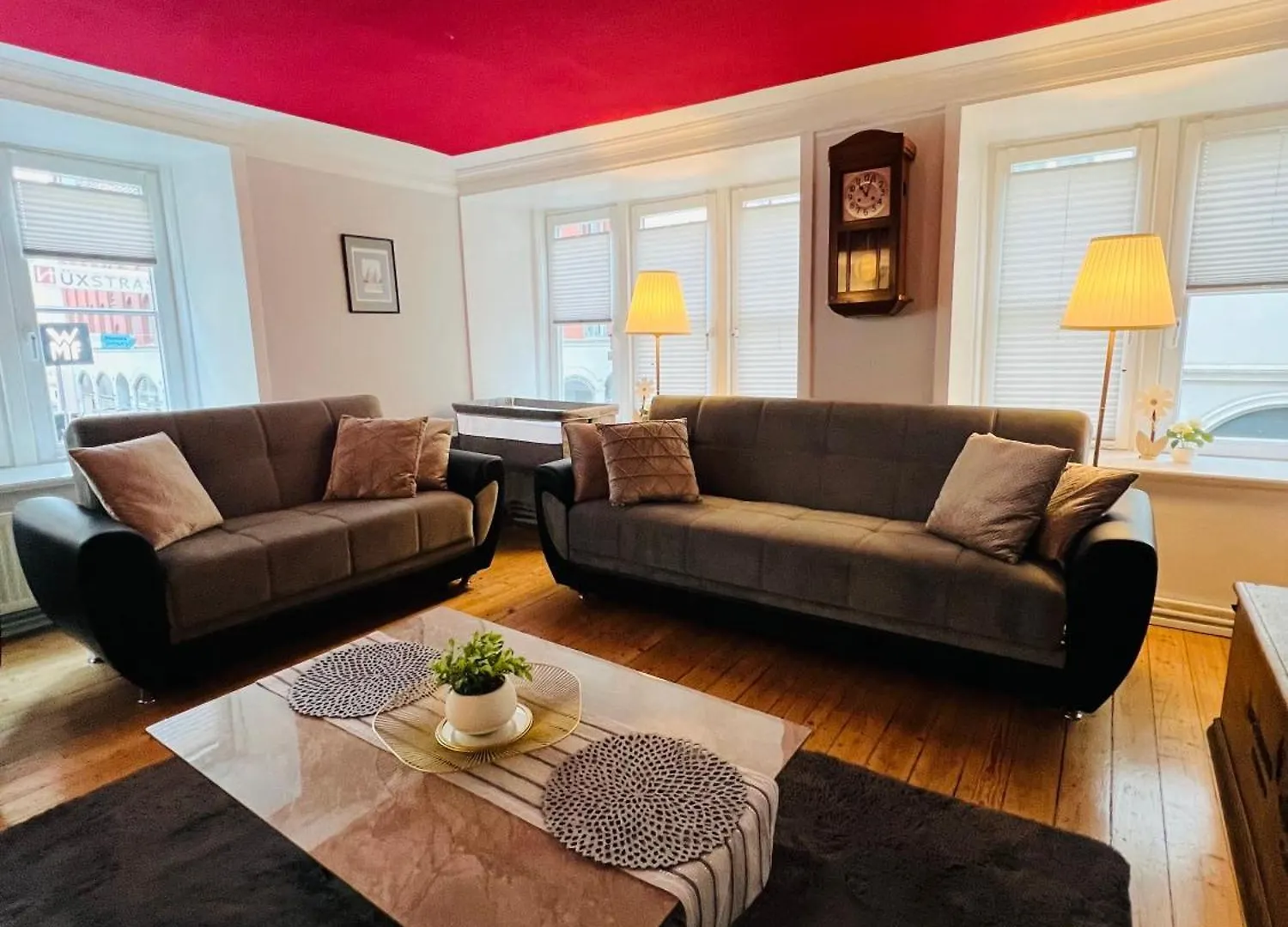 Elvis Family Dream Apartment Lubeck